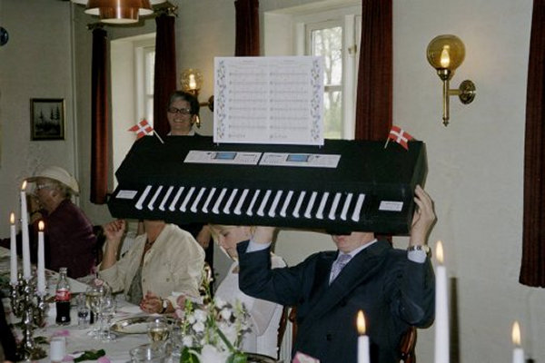 En sangskjuler formet som et keyboard